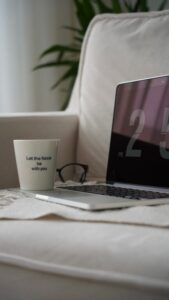 How to Plan the Perfect Screen-Light Evening at Home